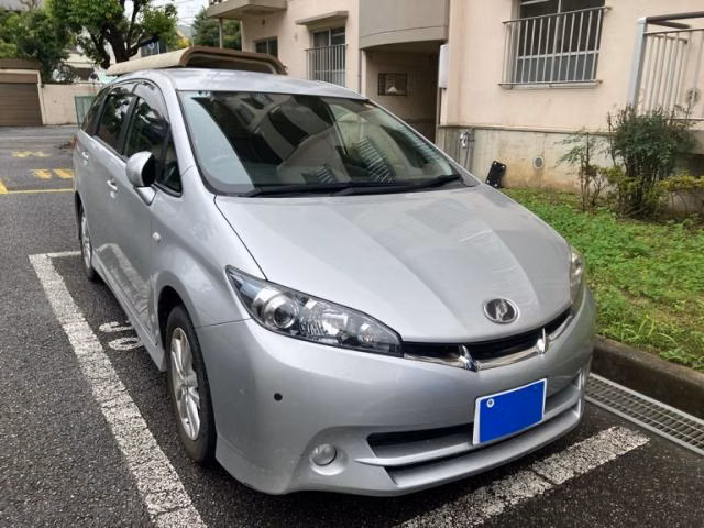 TOYOTA WISH