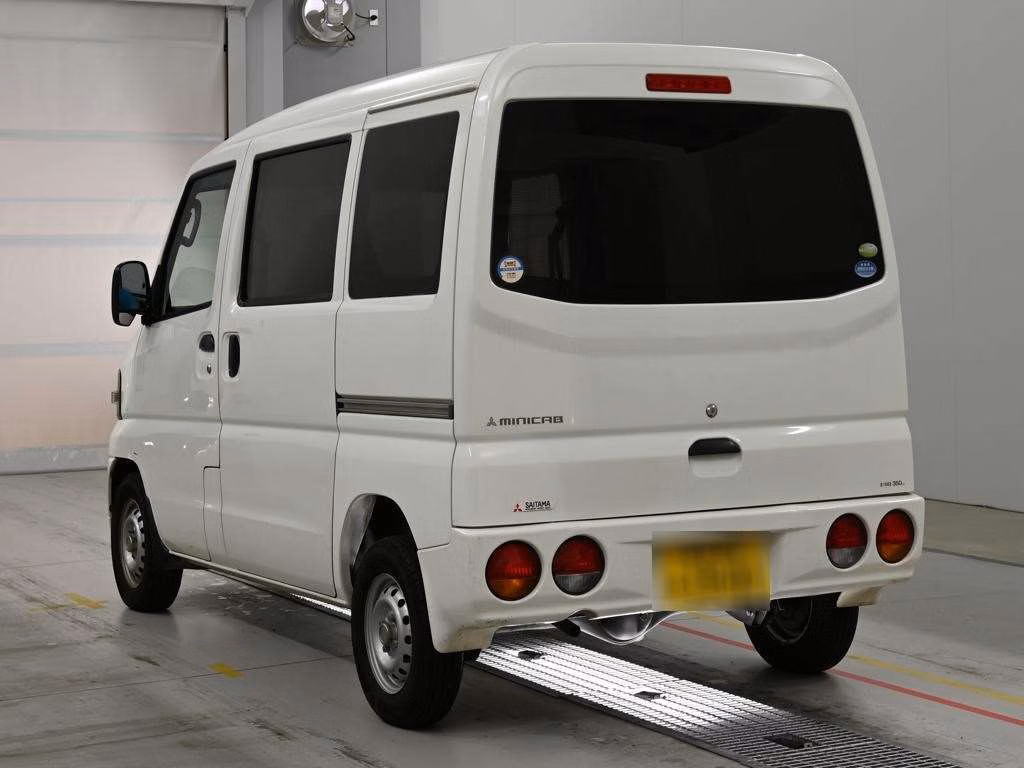 MITSUBISHI MINICAB