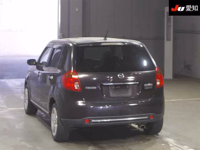 MAZDA VERISA