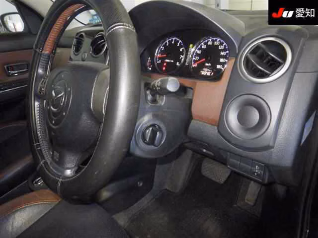 MAZDA VERISA