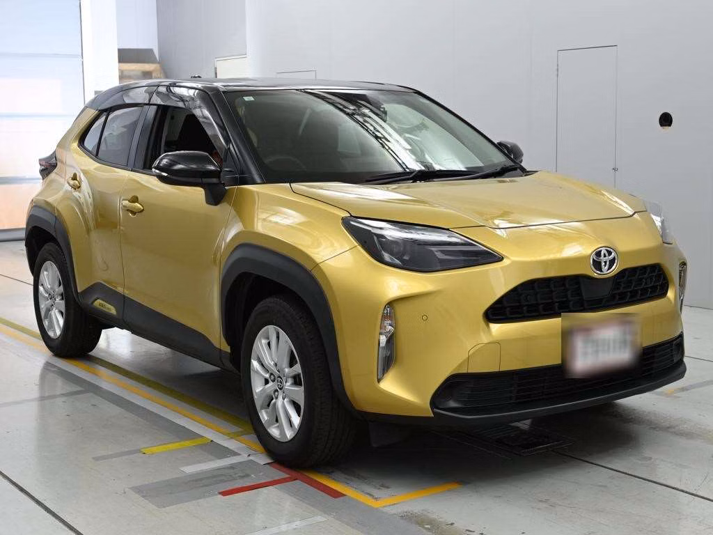 TOYOTA YARIS CROSS
