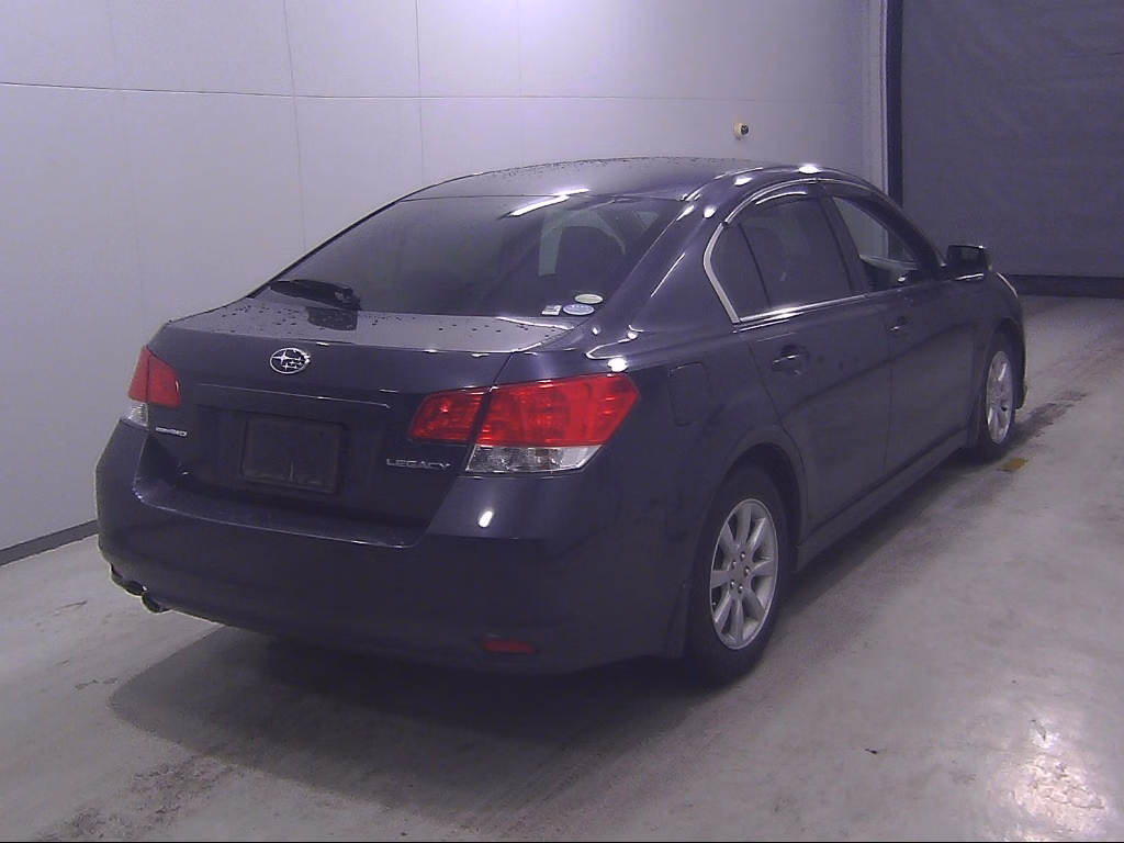 SUBARU LEGACY B4