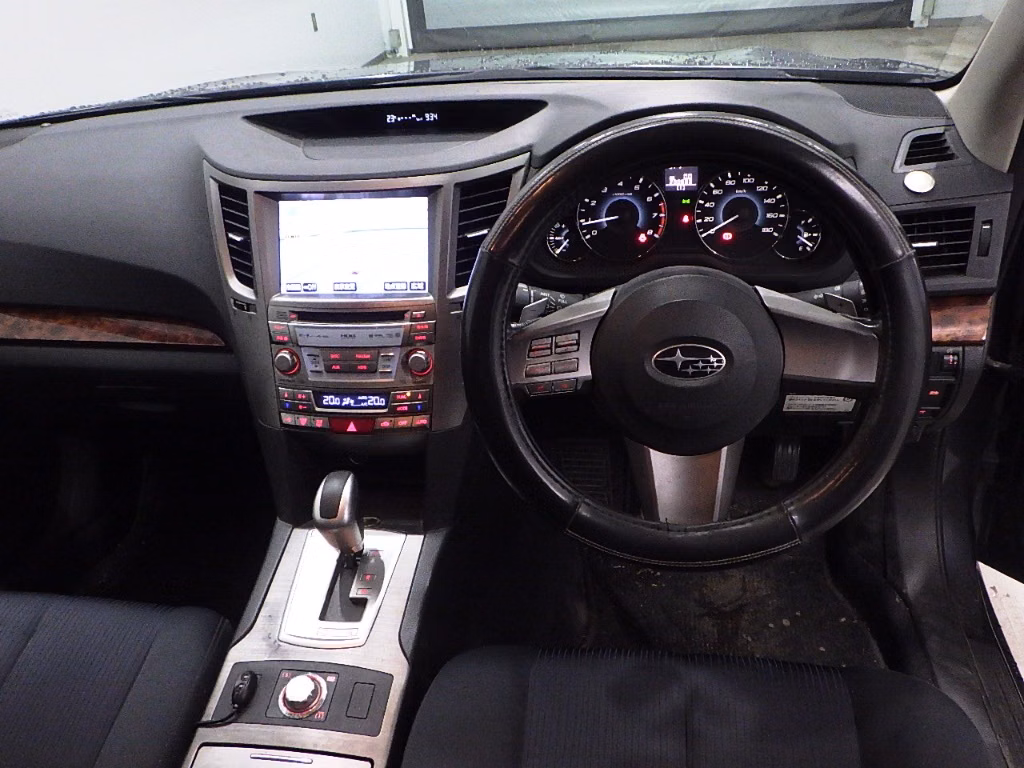 SUBARU LEGACY B4