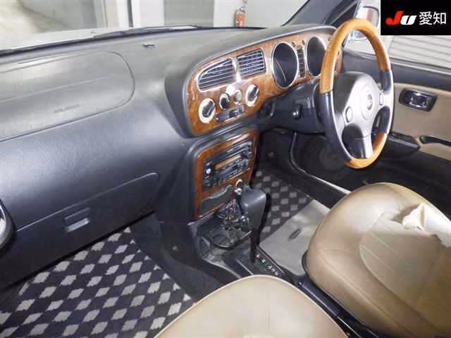DAIHATSU MIRA GINO