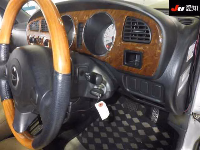DAIHATSU MIRA GINO