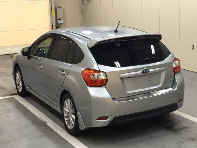 SUBARU IMPREZA