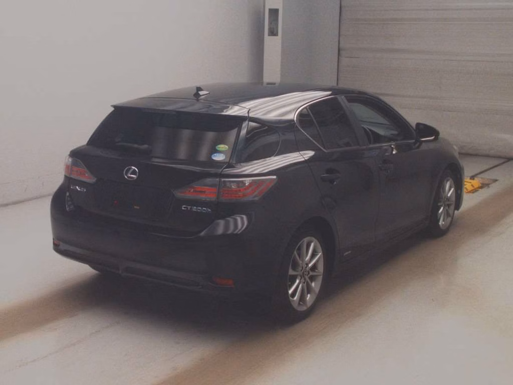 LEXUS CT200H