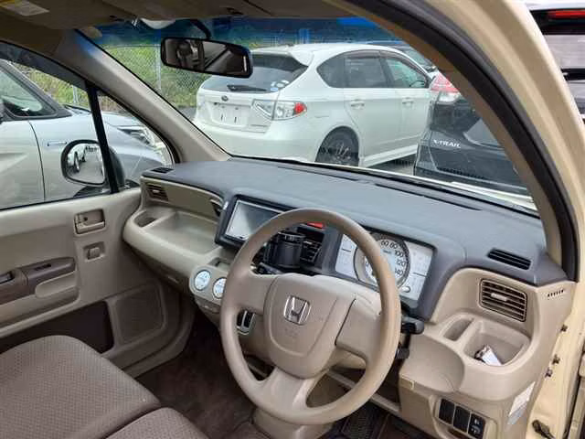 HONDA LIFE