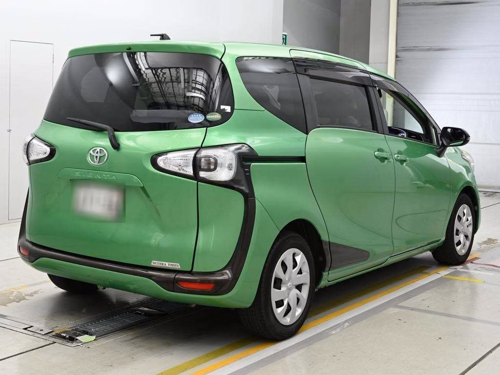 TOYOTA SIENTA