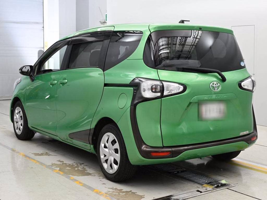 TOYOTA SIENTA