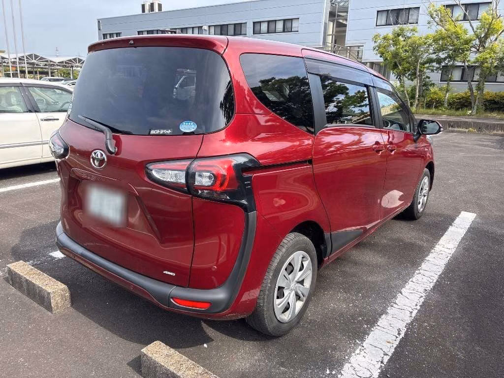 TOYOTA SIENTA