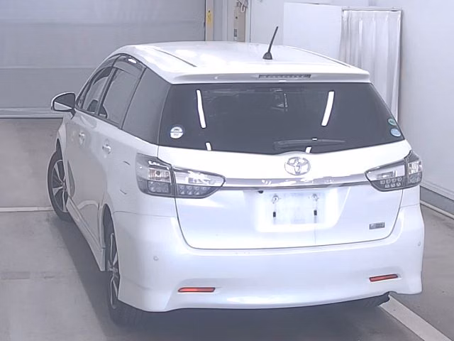 TOYOTA WISH