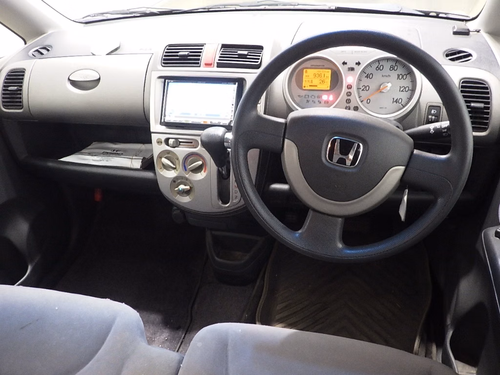 HONDA LIFE