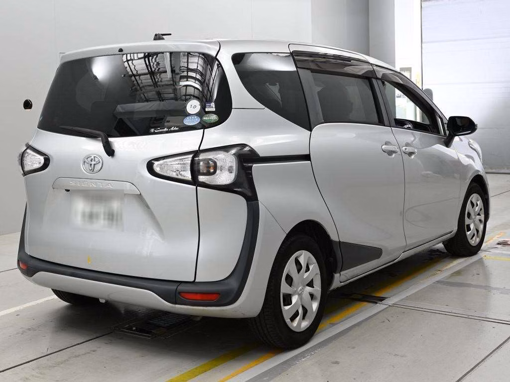 TOYOTA SIENTA