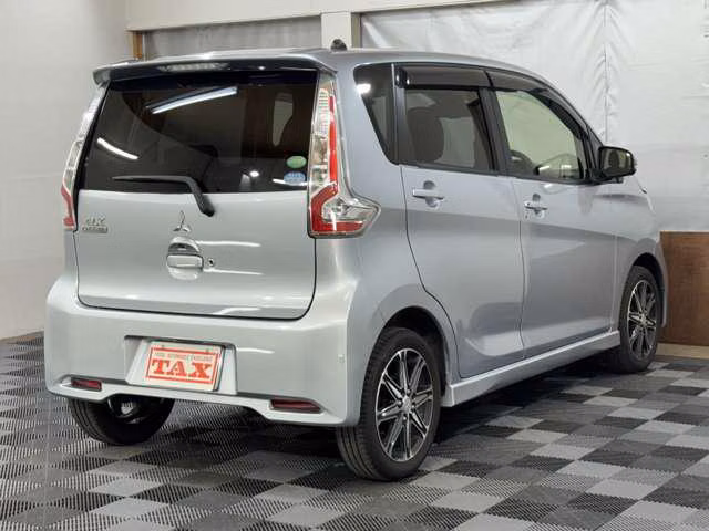 MITSUBISHI EK CUSTOM