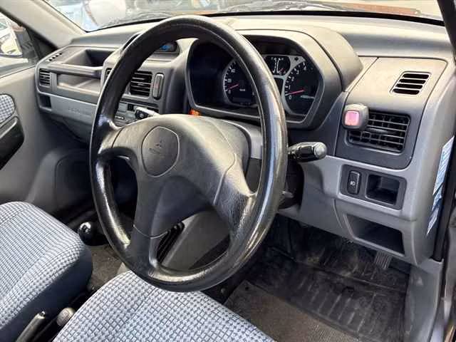 MITSUBISHI PAJERO MINI