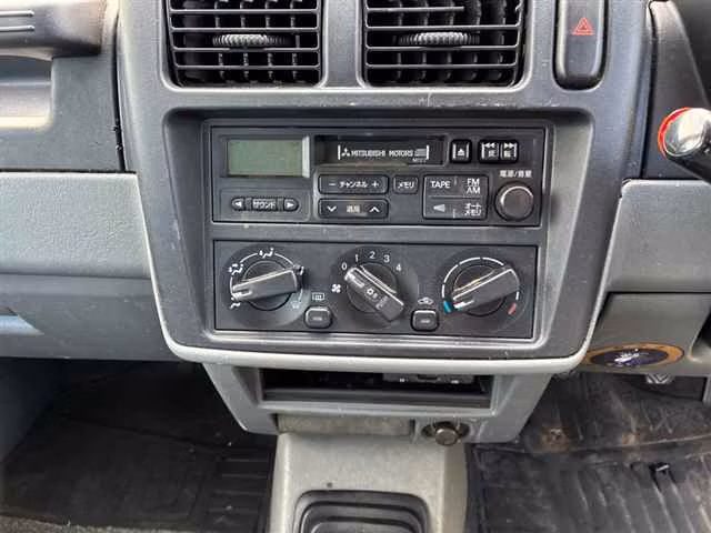 MITSUBISHI PAJERO MINI