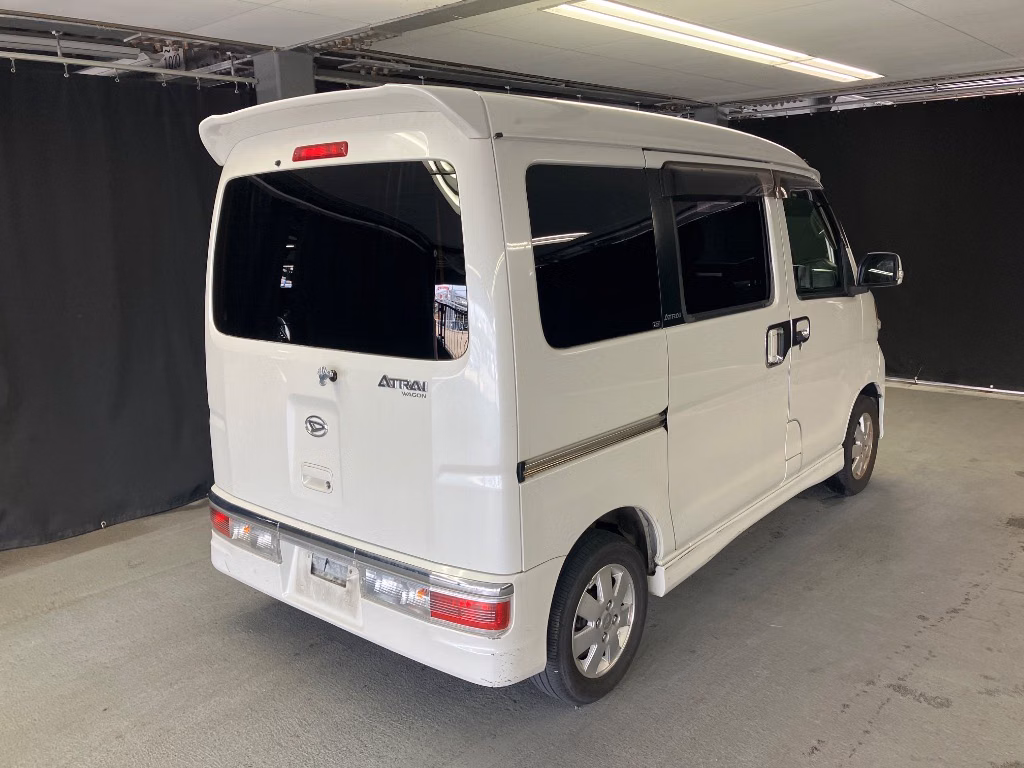 DAIHATSU ATRAI