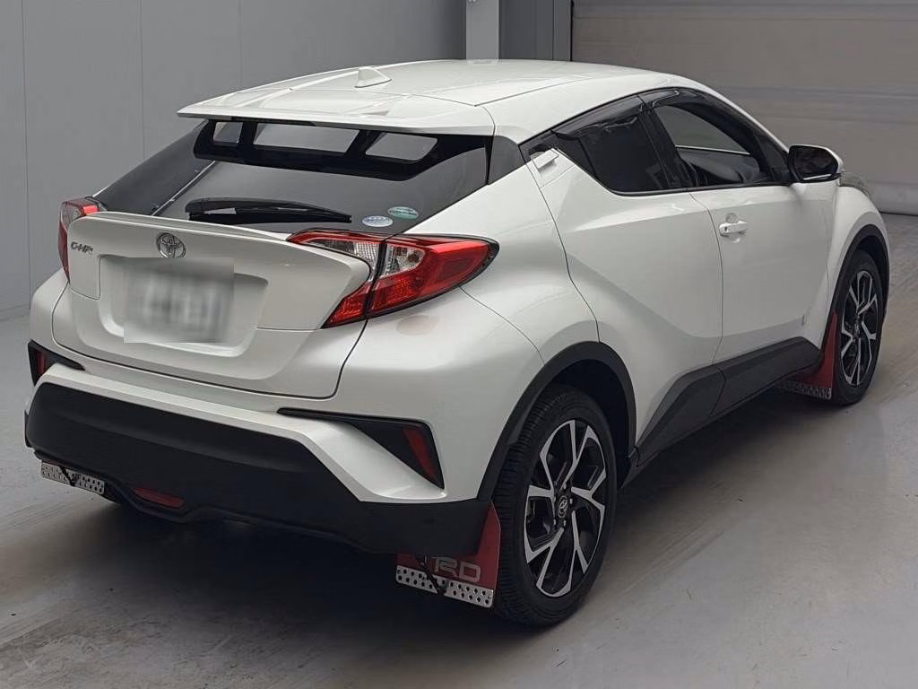TOYOTA C-HR