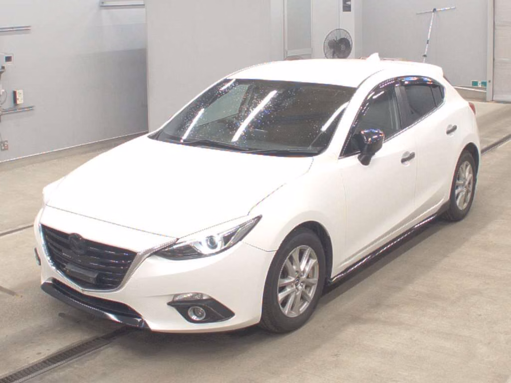 MAZDA AXELA