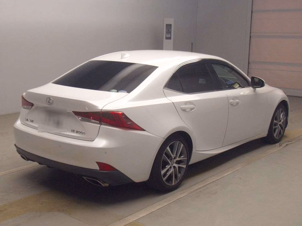 LEXUS IS300
