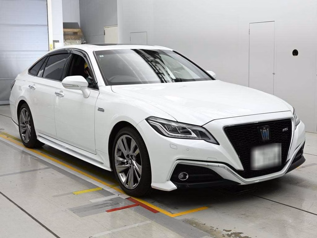 TOYOTA CROWN