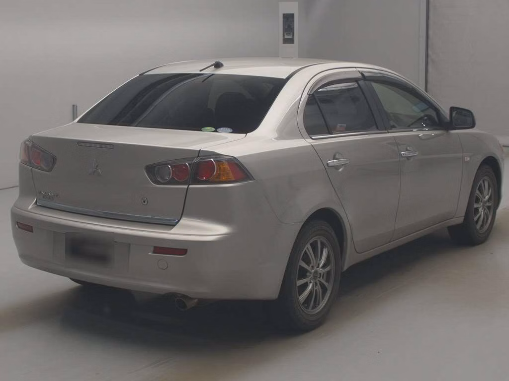 MITSUBISHI GALANT FORTIS