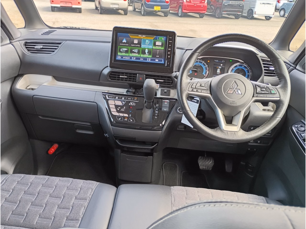 MITSUBISHI DELICA MINI
