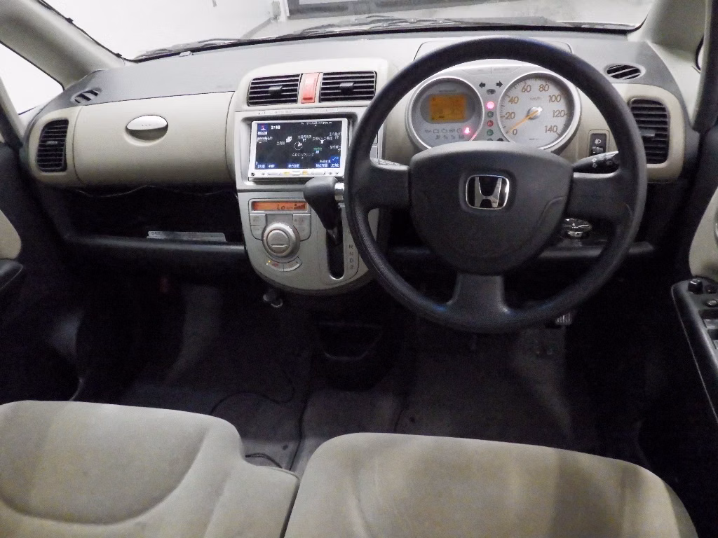 HONDA LIFE