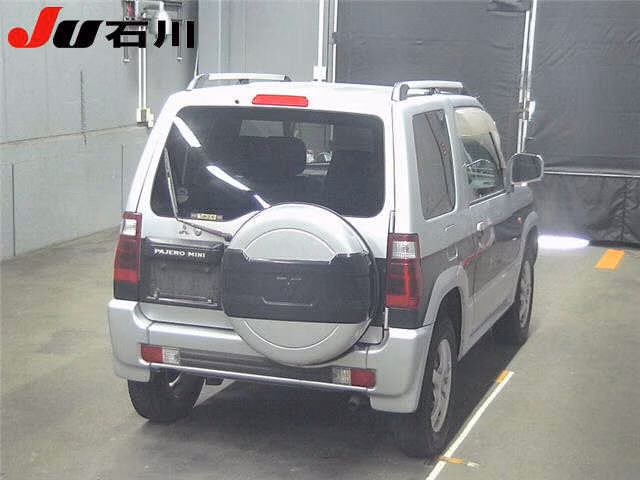 MITSUBISHI PAJERO MINI