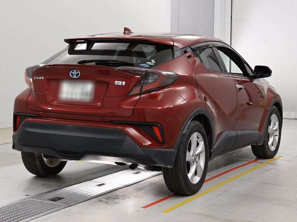 TOYOTA C-HR
