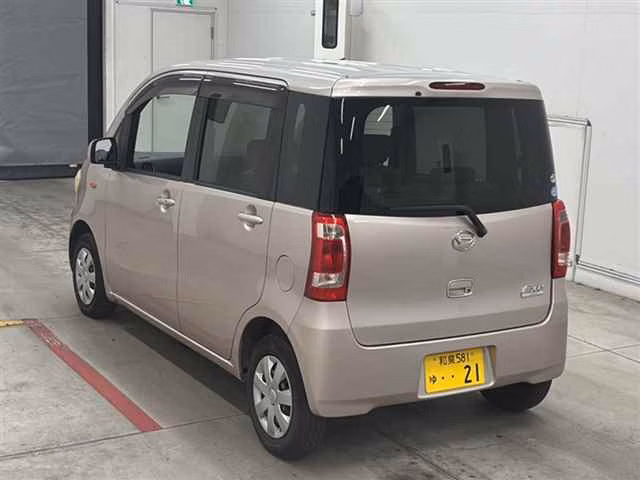 DAIHATSU TANTO EXE