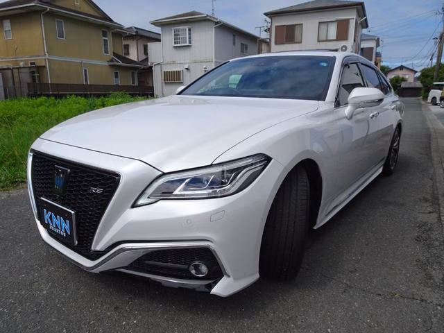 TOYOTA CROWN
