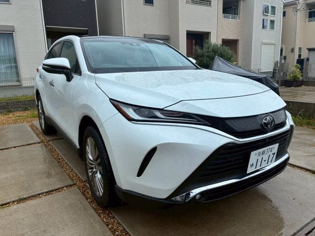 TOYOTA HARRIER
