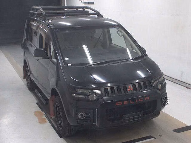 MITSUBISHI DELICA D:5