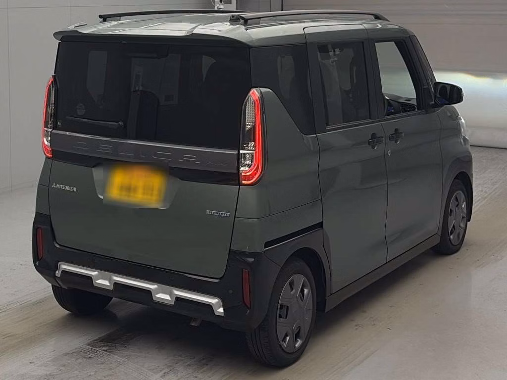 MITSUBISHI DELICA MINI