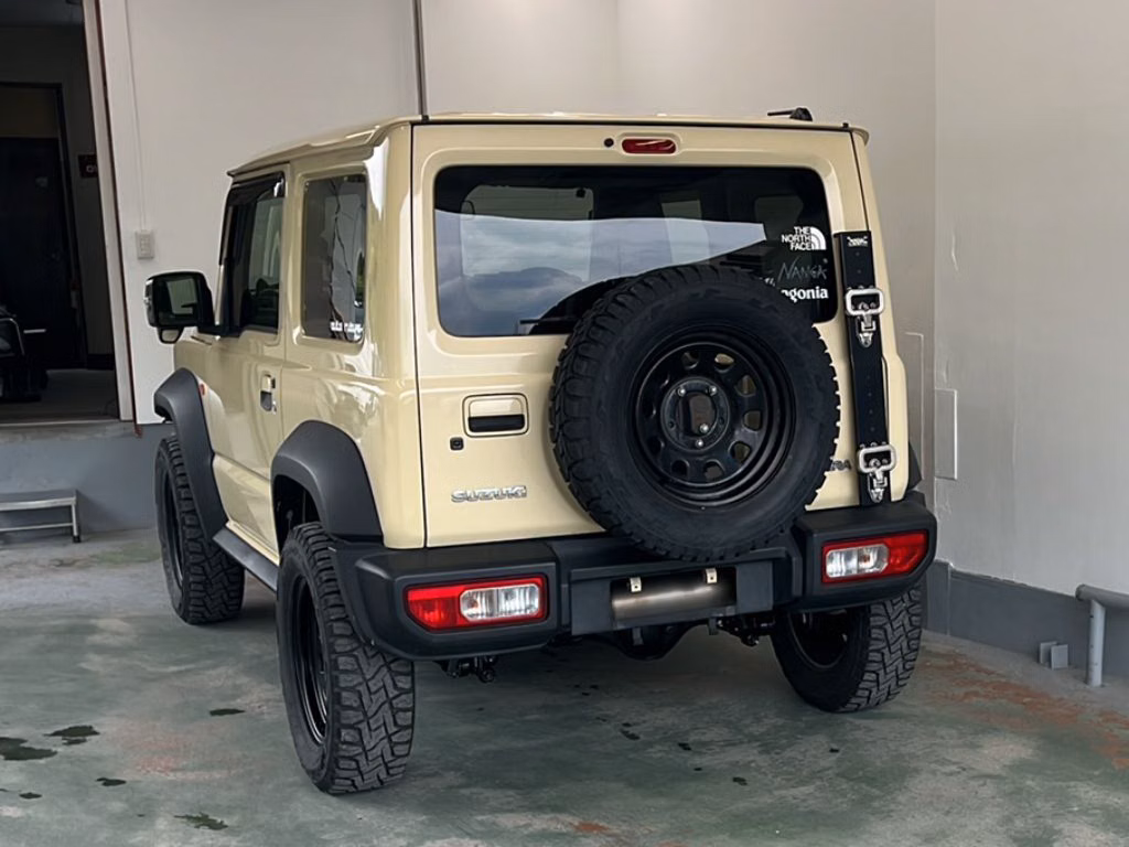SUZUKI JIMNY SIERRA