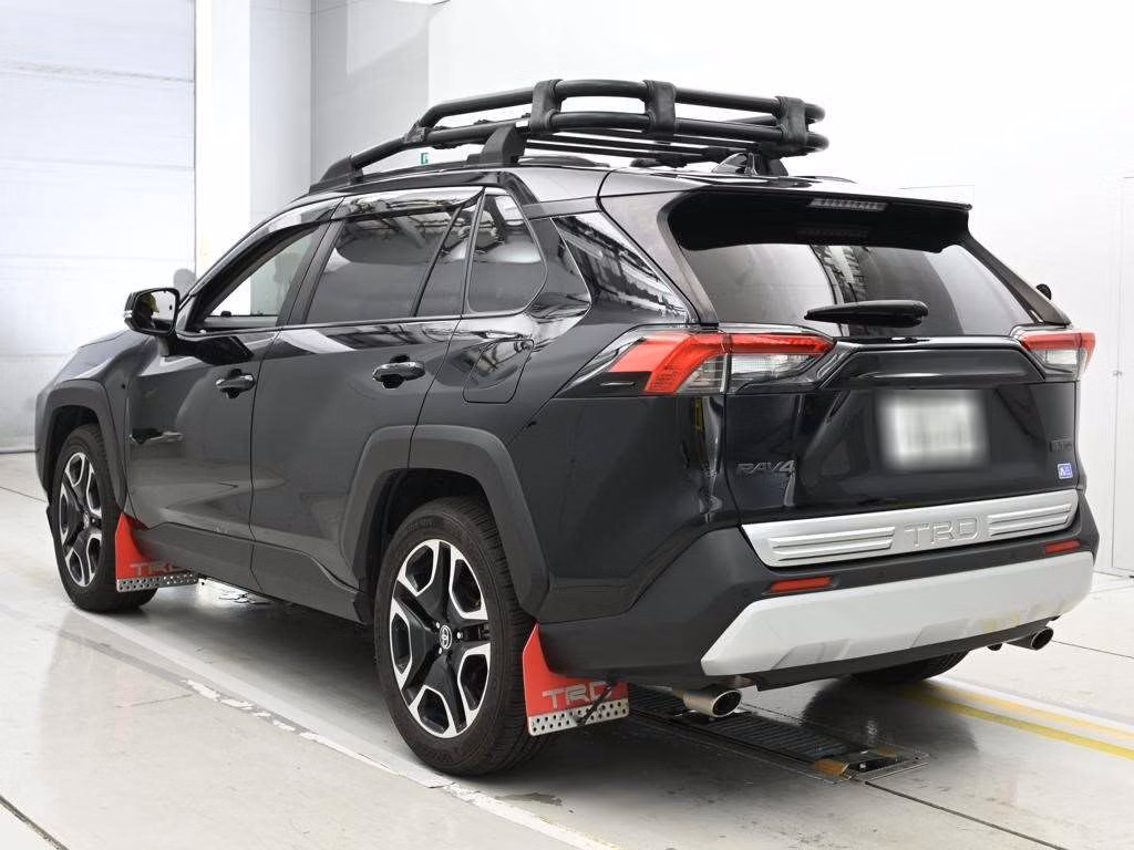 TOYOTA RAV4