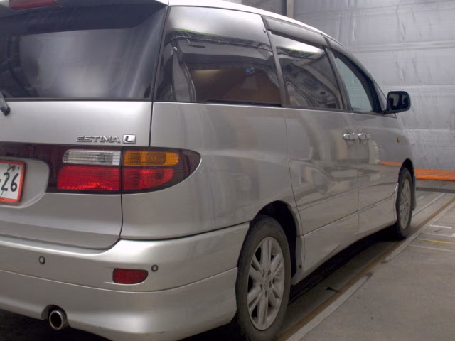TOYOTA ESTIMA