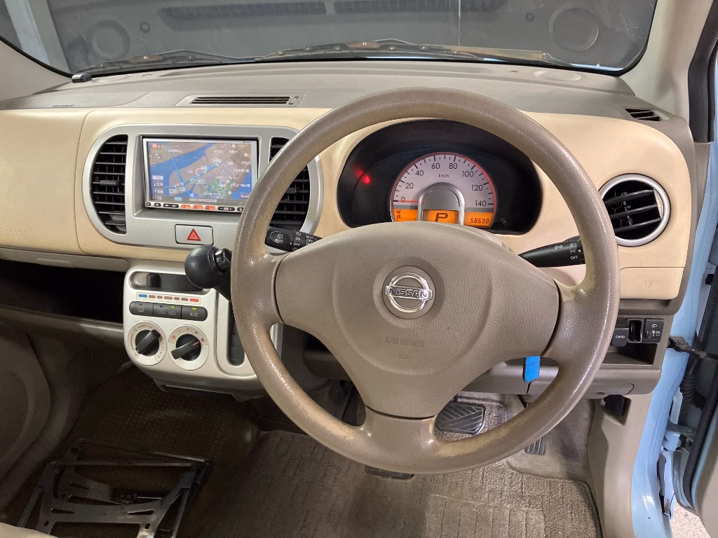 NISSAN MOCO