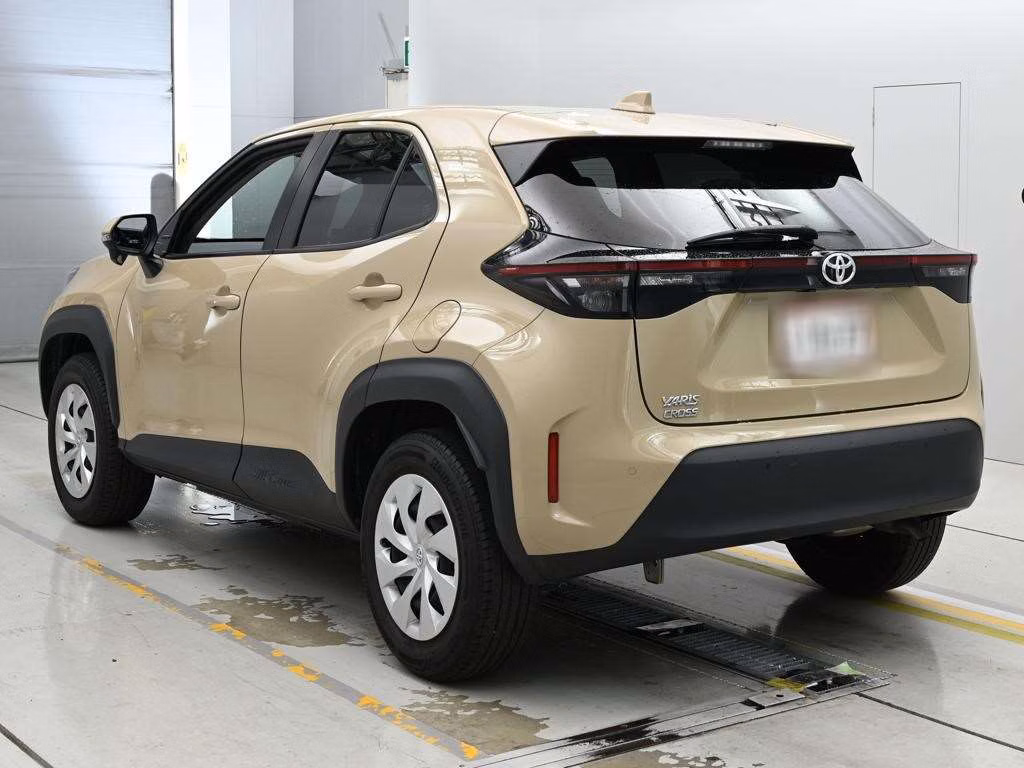 TOYOTA YARIS CROSS