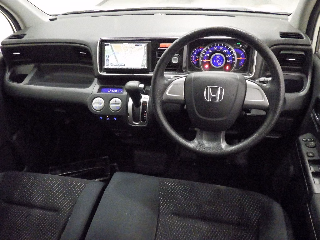 HONDA LIFE