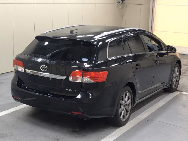 TOYOTA AVENSIS