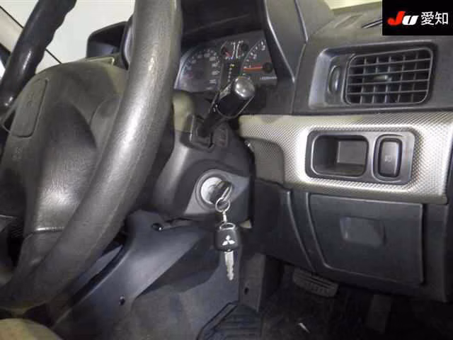 MITSUBISHI PAJERO IO