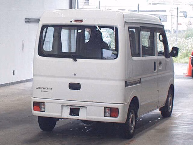 MITSUBISHI MINICAB