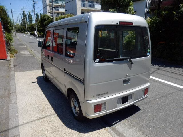 MITSUBISHI MINICAB