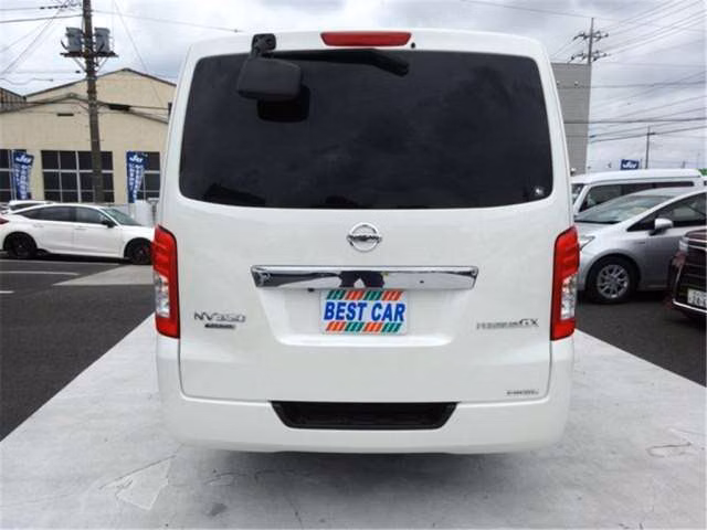 NISSAN NV350 CARAVAN