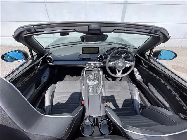 MAZDA ROADSTER