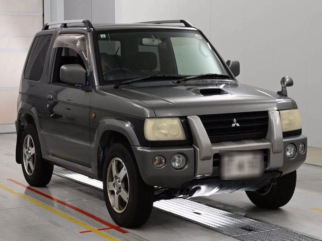 MITSUBISHI PAJERO MINI
