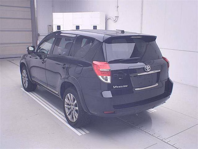 TOYOTA VANGUARD